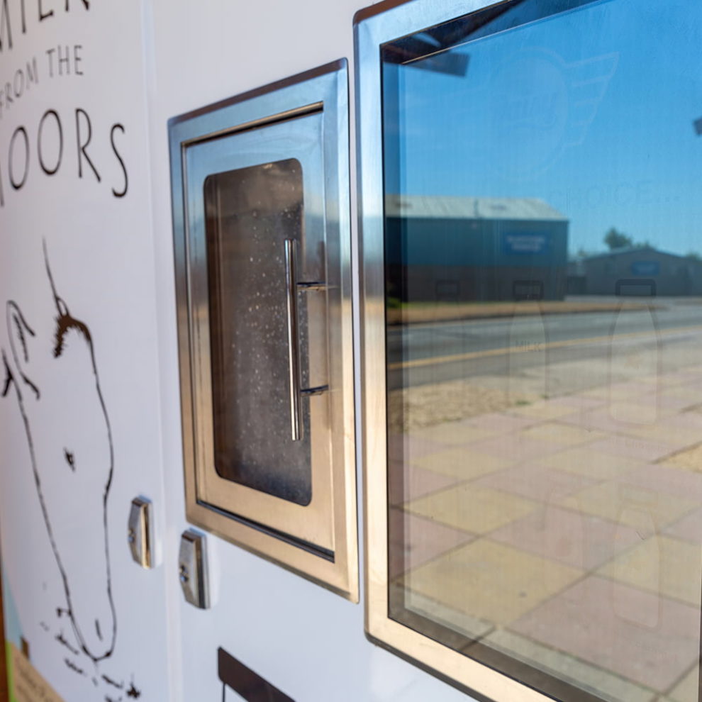 400L Milk & Milkshake Vending Machine Daisy Vending